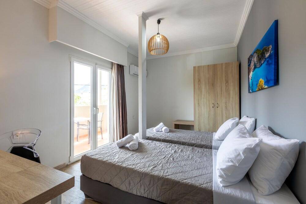 Arkadianos Aparthotel Agios Sostis  Kültér fotó